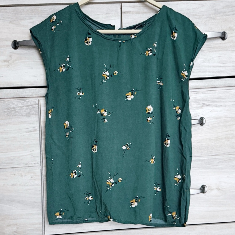 Abercrombie & Fitch Short Sleeve Blouse Dark Green Floral Size Small